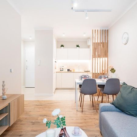 Piedmont Home By Loft Affair คราคูฟ ภายนอก รูปภาพ