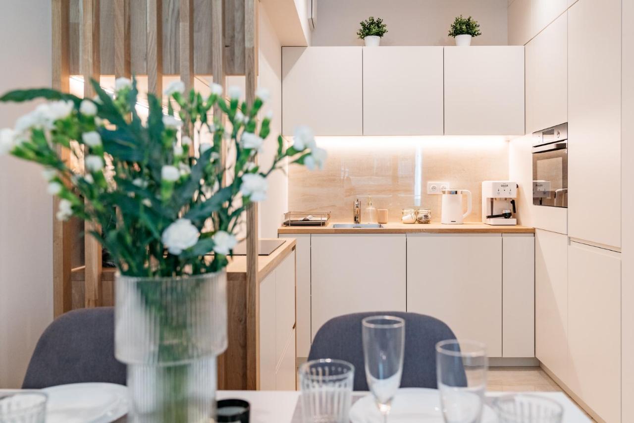 Piedmont Home By Loft Affair คราคูฟ ภายนอก รูปภาพ