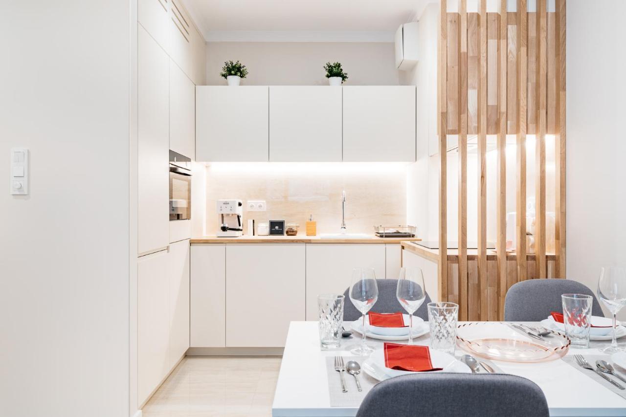 Piedmont Home By Loft Affair คราคูฟ ภายนอก รูปภาพ